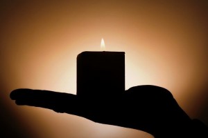 candle-335965_1920_TER